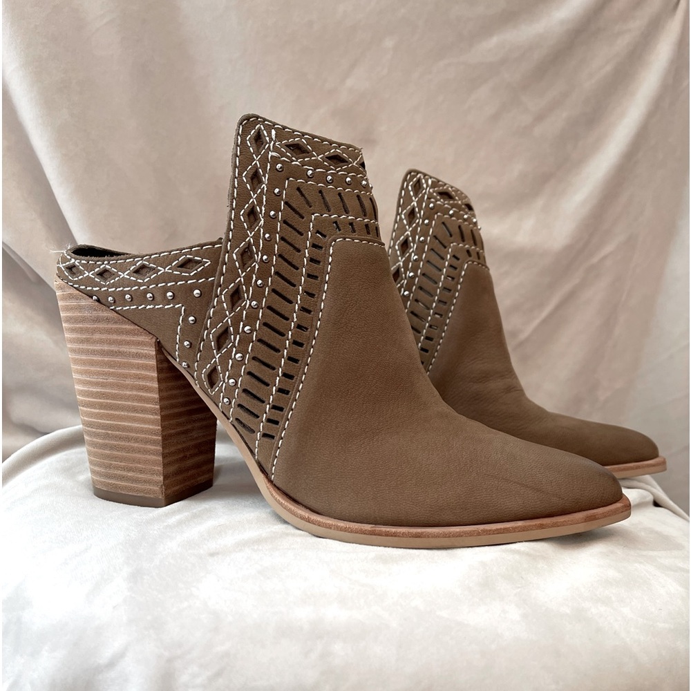 Dolce Vita Booties
